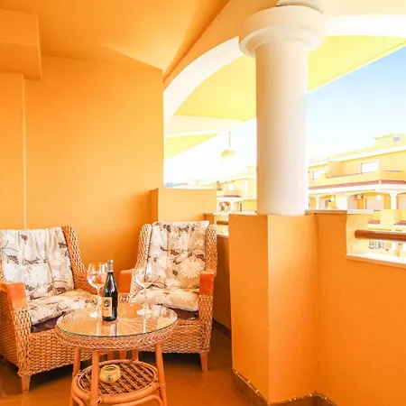 Apartamento Amazing In W/ Outdoor Swimming Pool, Wifi&3 Bedrooms *